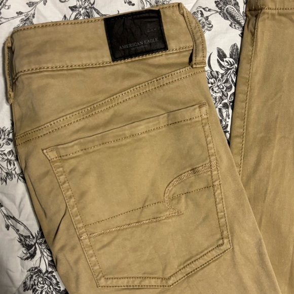 American Eagle Tan Jegging Super Stretch Pants - Picture 5 of 8